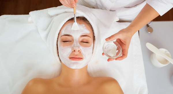 Terapia facial con enzimas